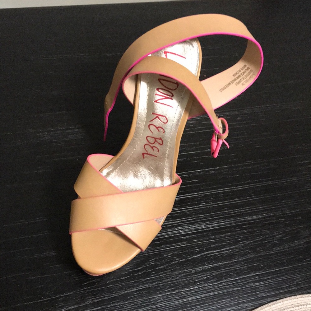 Wedged sandal